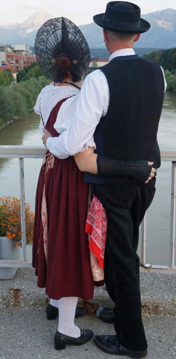 Sonntagstracht